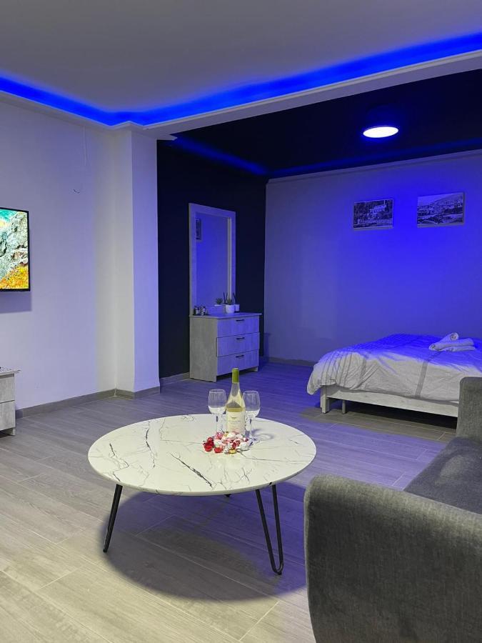 חדרי לייבל Label Rooms Blue & Red Tiberias Eksteriør billede